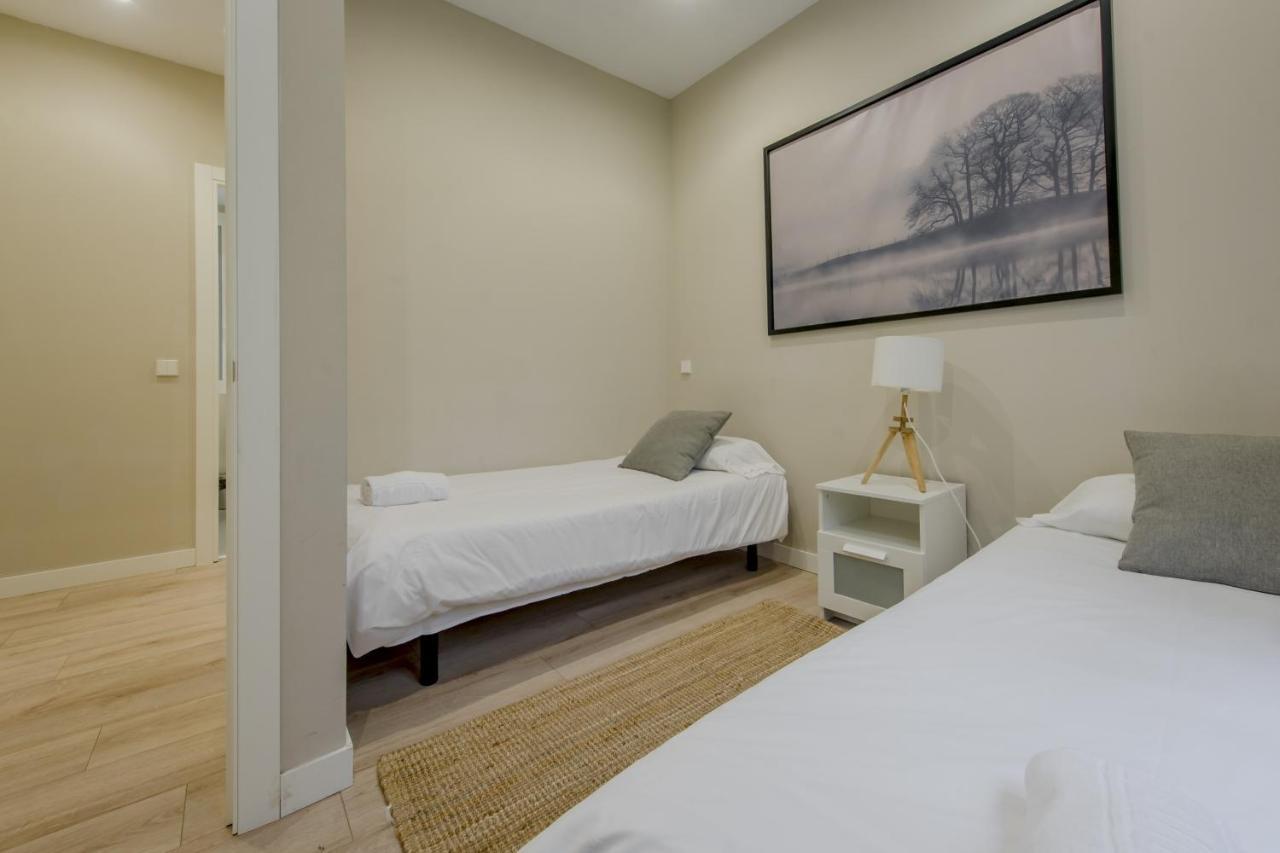 Acogedor Apt 3 Habitaciones Y Terraza En El Centro มาดริด ภายนอก รูปภาพ