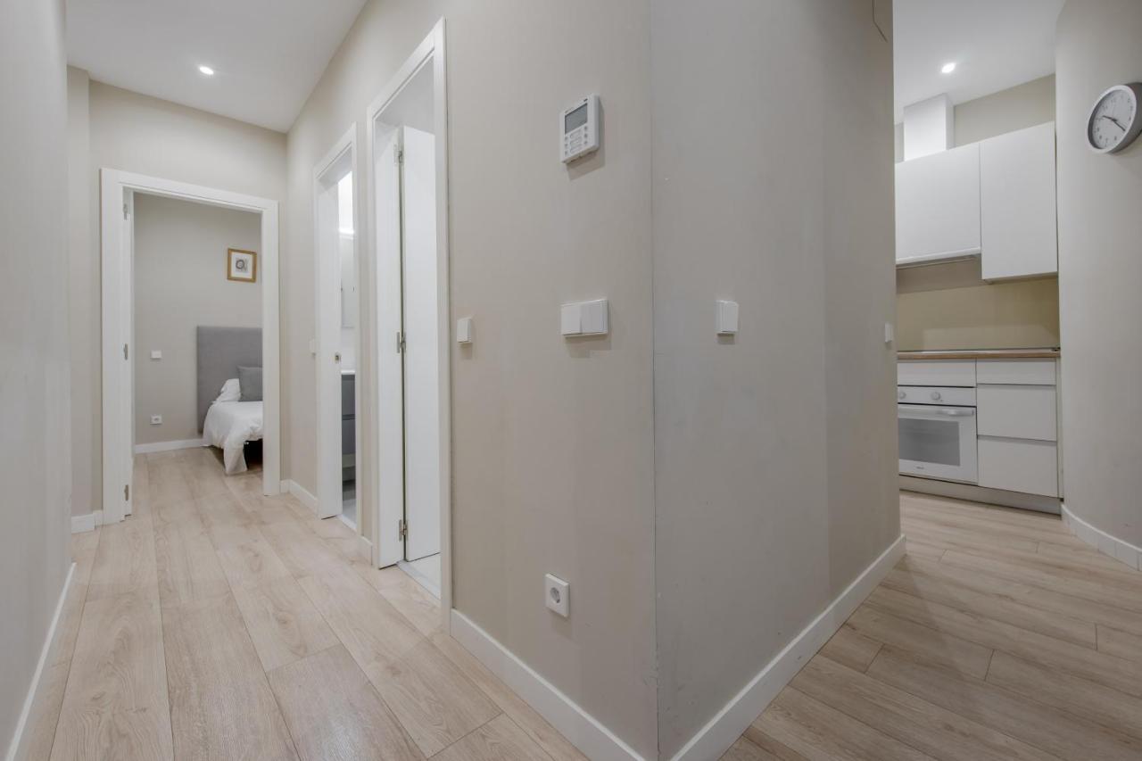 Acogedor Apt 3 Habitaciones Y Terraza En El Centro มาดริด ภายนอก รูปภาพ