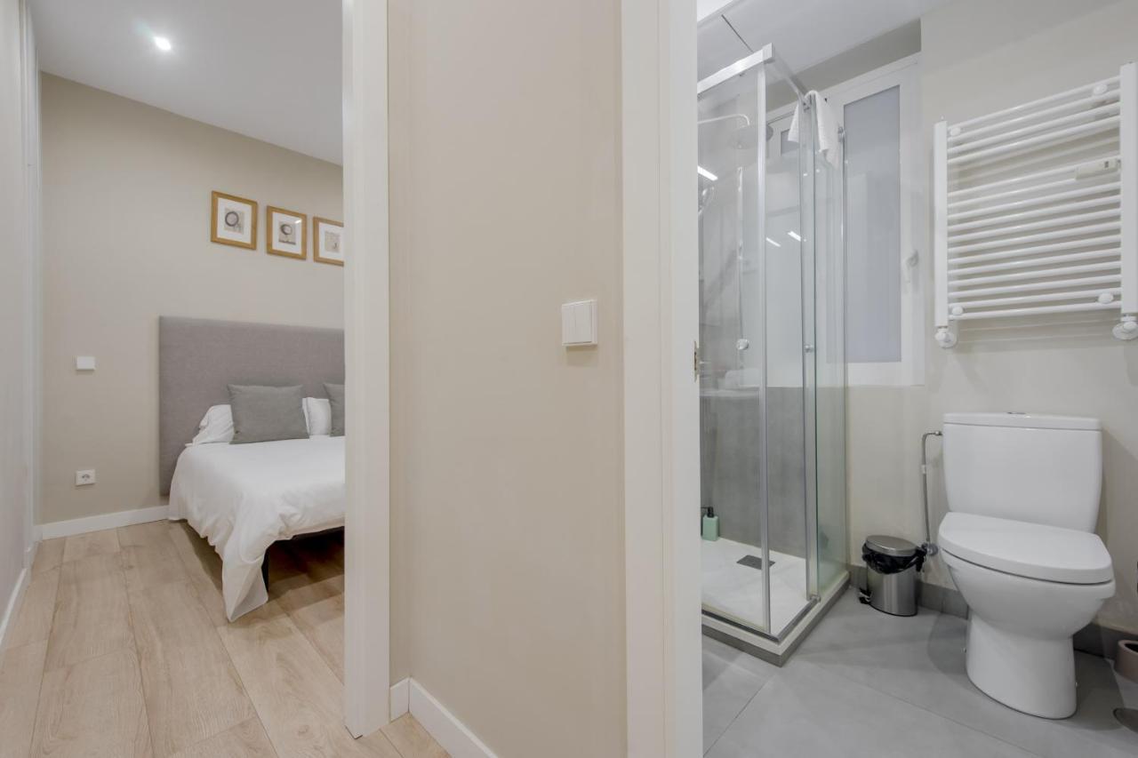 Acogedor Apt 3 Habitaciones Y Terraza En El Centro มาดริด ภายนอก รูปภาพ
